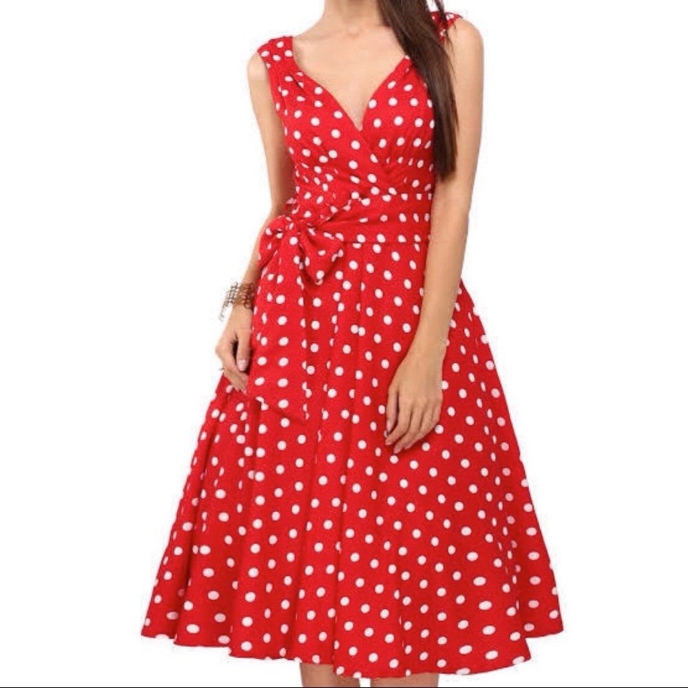 🚨 NO LONGER FOR SALE 🚨 Maggie Tang Swing Rockabilly Red white polka dot dress